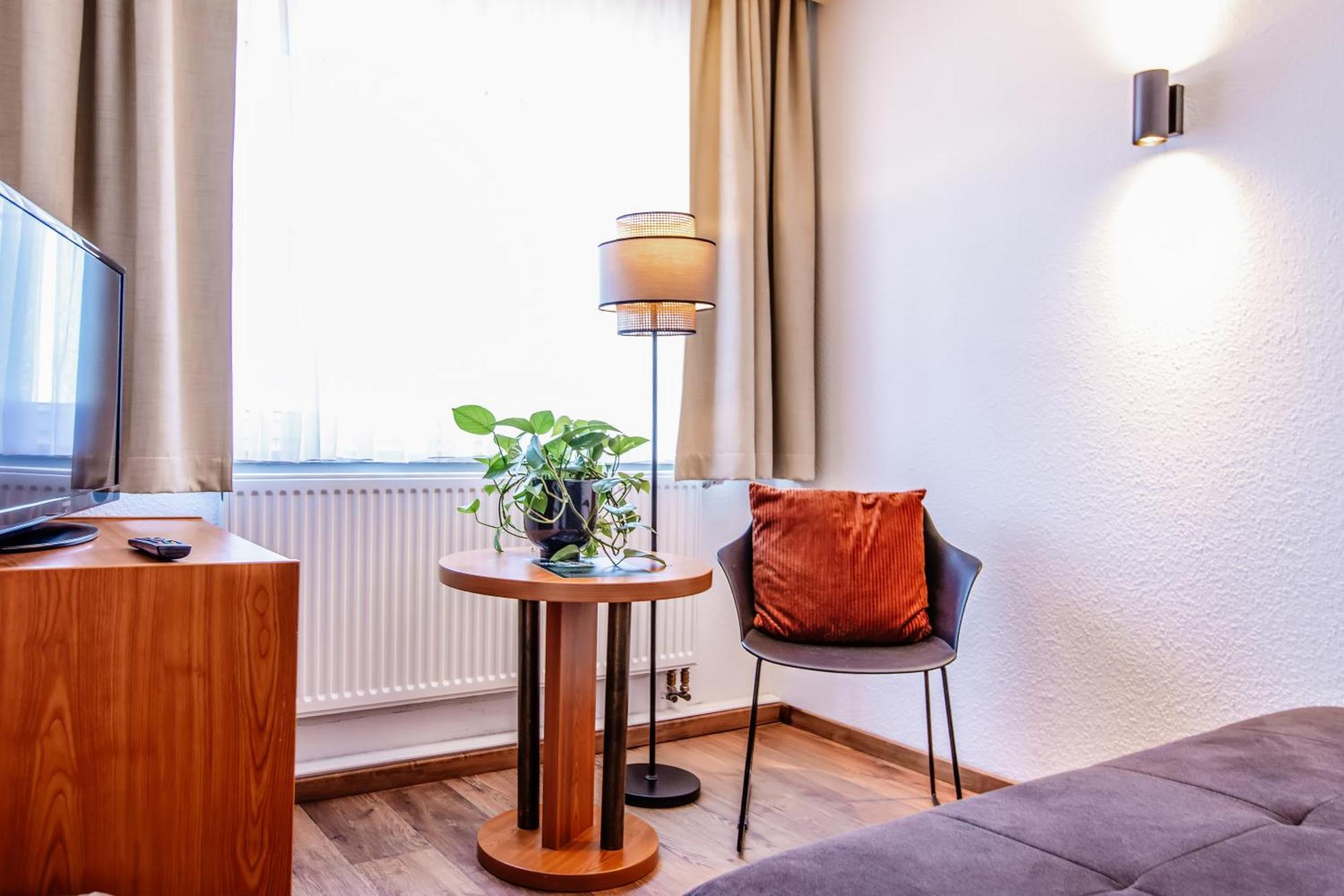 Hotel Und Restaurant Gartenstadt Erfurt Ngoại thất bức ảnh