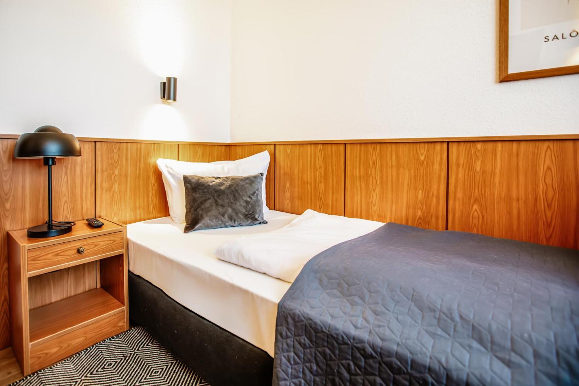 Hotel Und Restaurant Gartenstadt Erfurt Ngoại thất bức ảnh