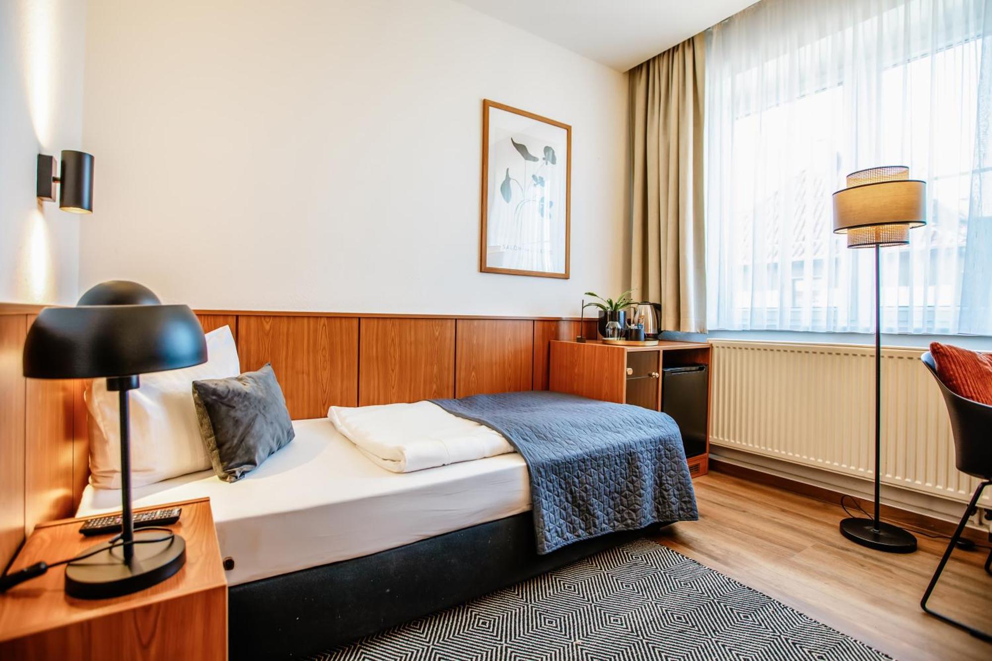 Hotel Und Restaurant Gartenstadt Erfurt Ngoại thất bức ảnh
